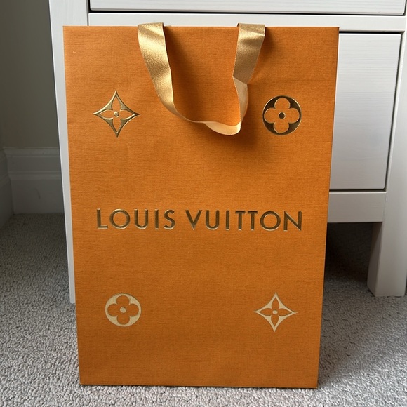 BRAND NEW NEVER WORN LV LOAFERS - Picture 9 of 14